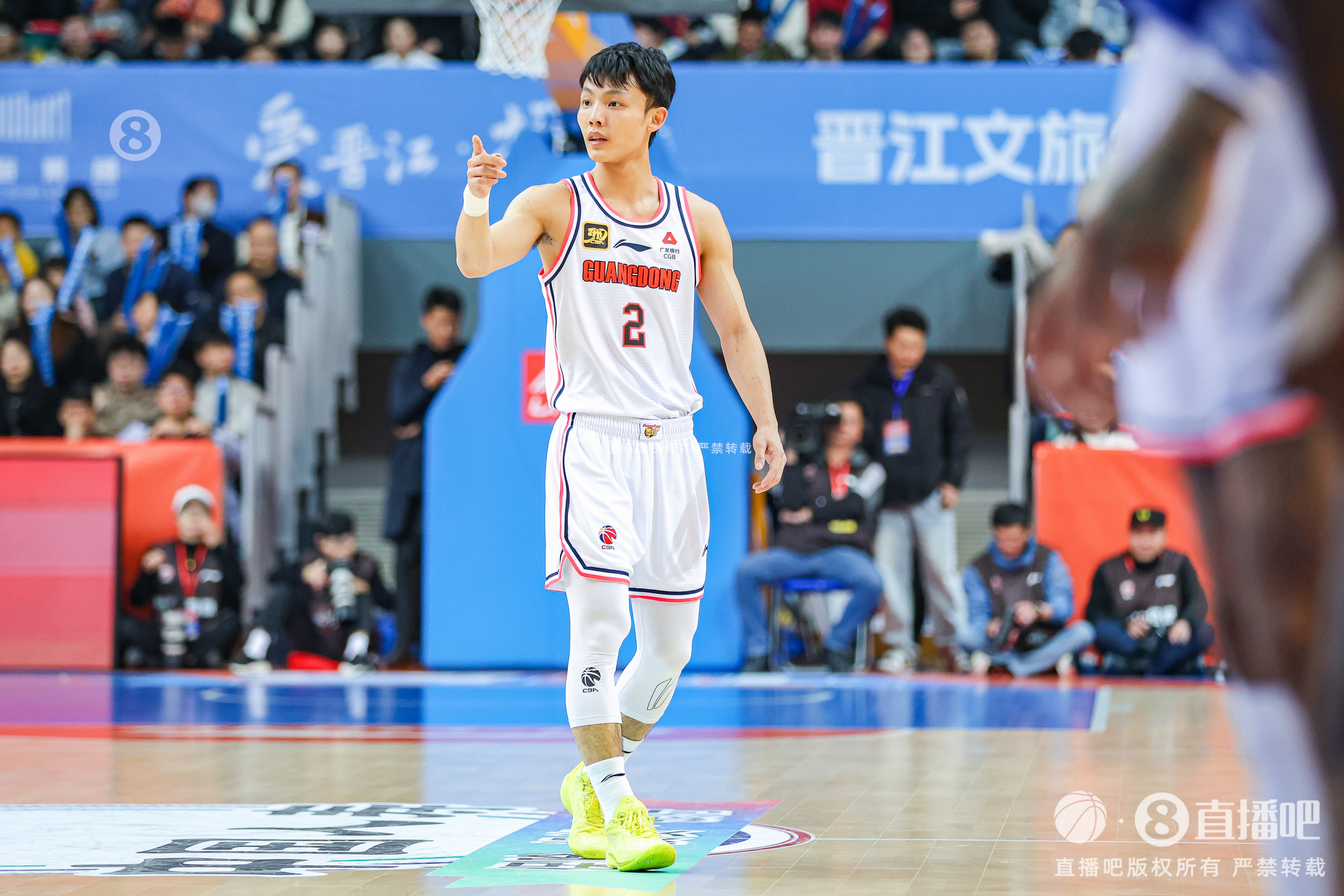 徐杰：身高不是打籃球的唯一標準 努力、勤奮、自律也是天賦